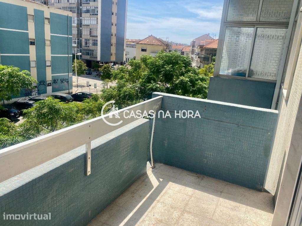 Apartamento T1 no Laranjeiro Remodelado - Grande imagem: 5/16