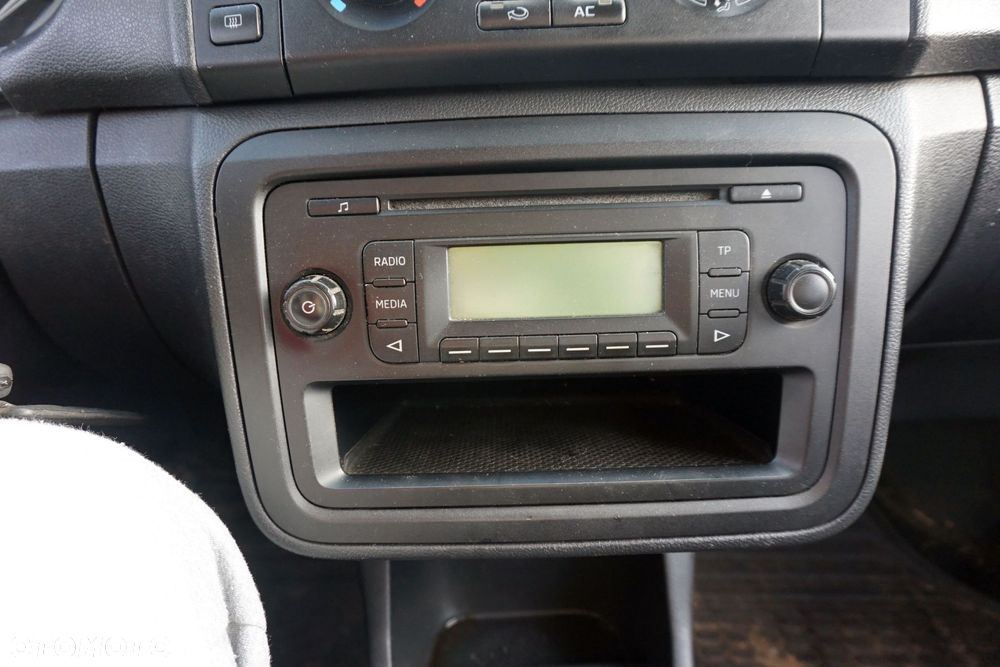 RADIO FABRYCZNE CD ROOMSTER I 5J LIFT 5J0035152D SKODA 2010-2015 - 1