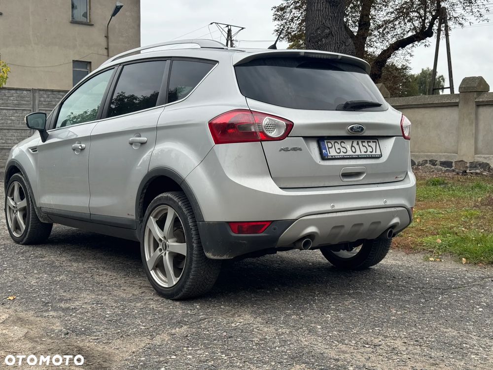 Ford Kuga 2.0 TDCi 4WD Titanium - 4