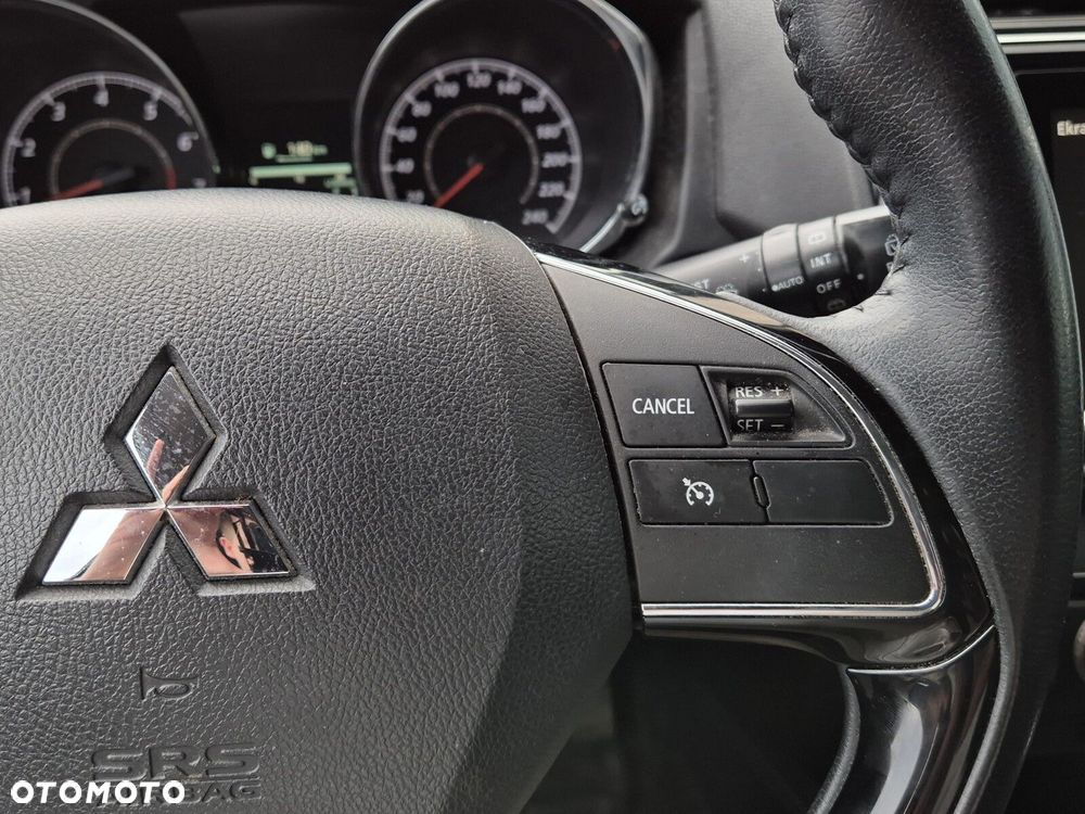 Mitsubishi ASX 2.0 Intense - 17