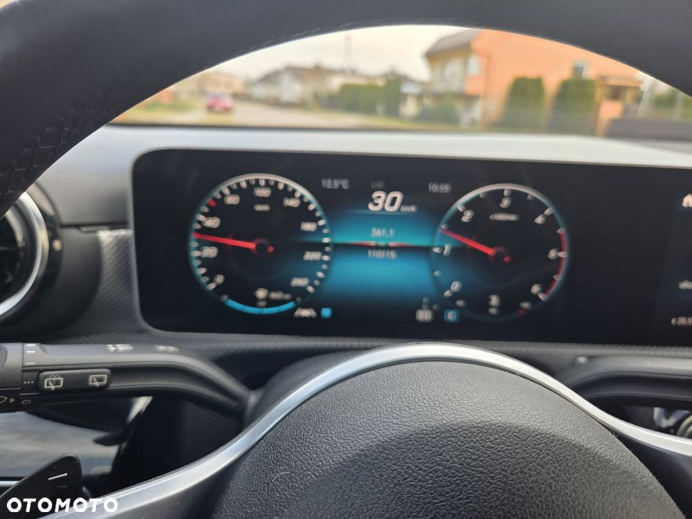 Mercedes-Benz Klasa A 180 d 7G-DCT Edition 19 - 21