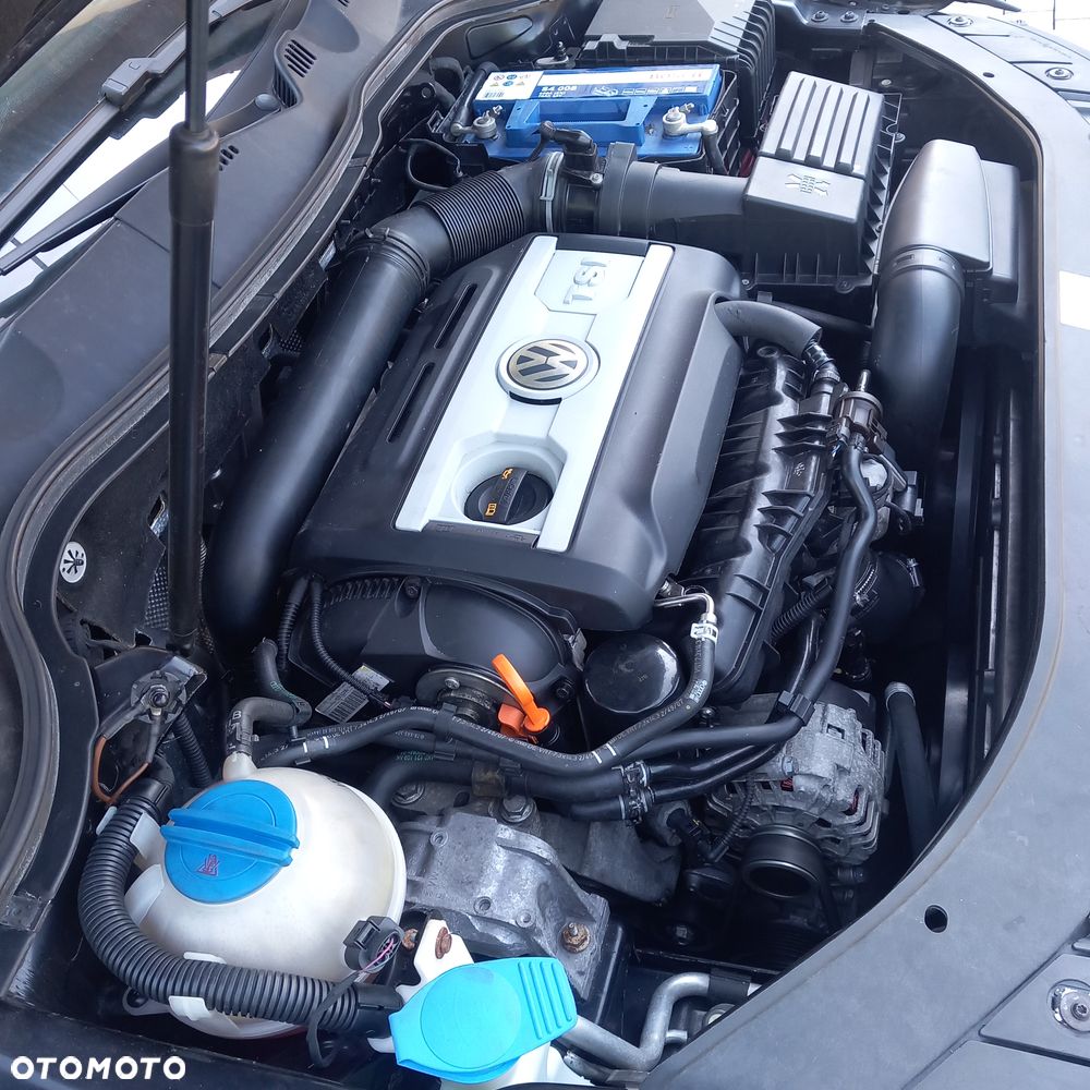 Volkswagen Passat 1.8 TSI R-Line Edition Plus - 30
