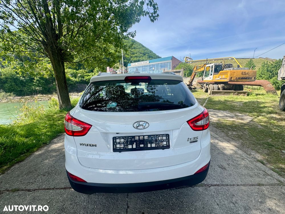 Hyundai ix35 1.7 CRDI 2WD blue Style - 25
