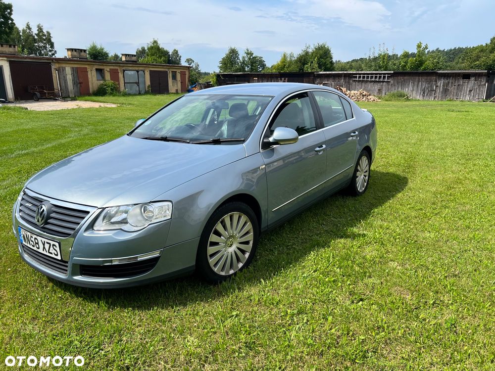 Volkswagen Passat 2.0 TDI DPF Highline - 21