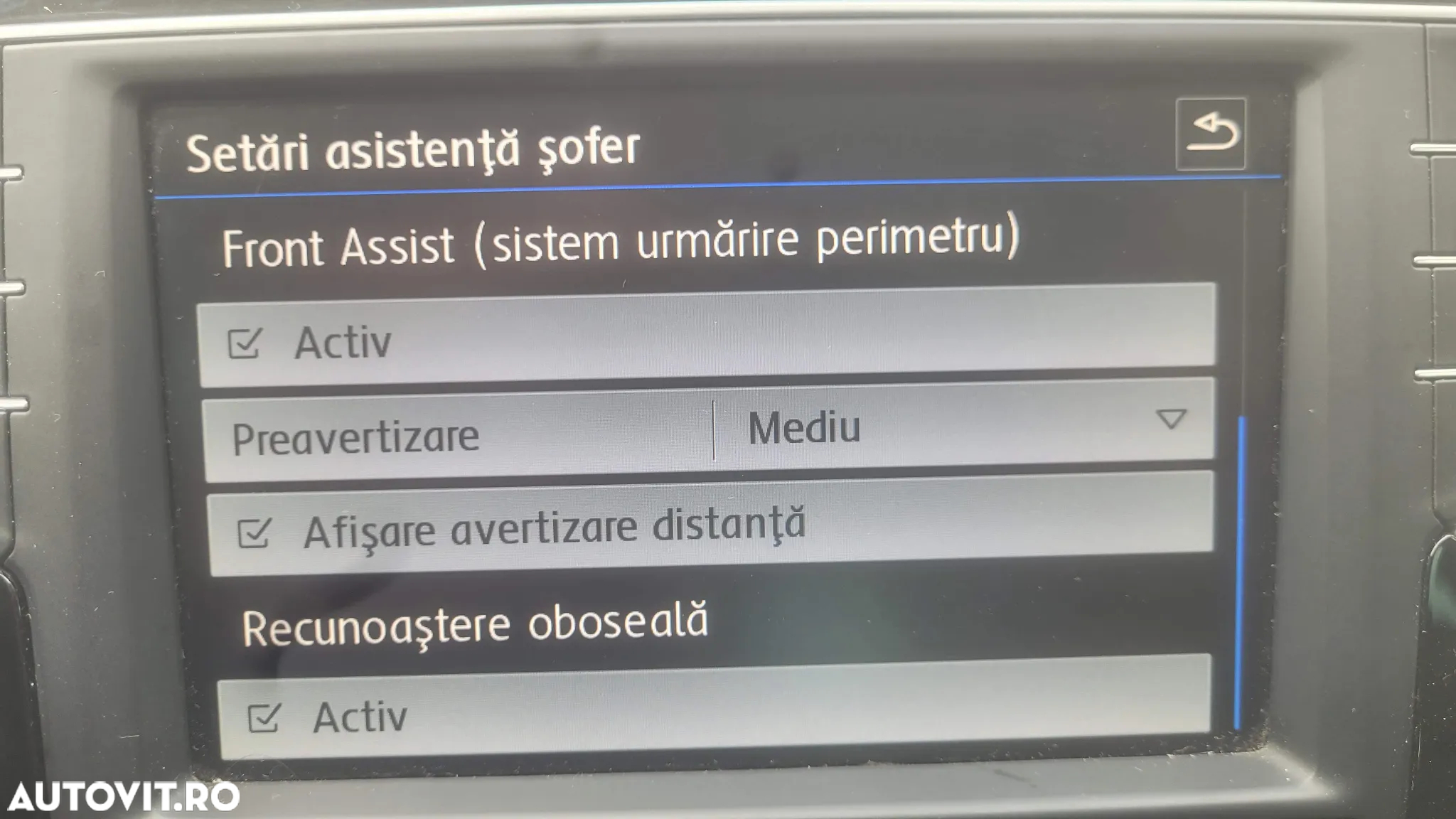 Volkswagen Passat Variant 1.6 TDI SCR DSG Comfortline - 15
