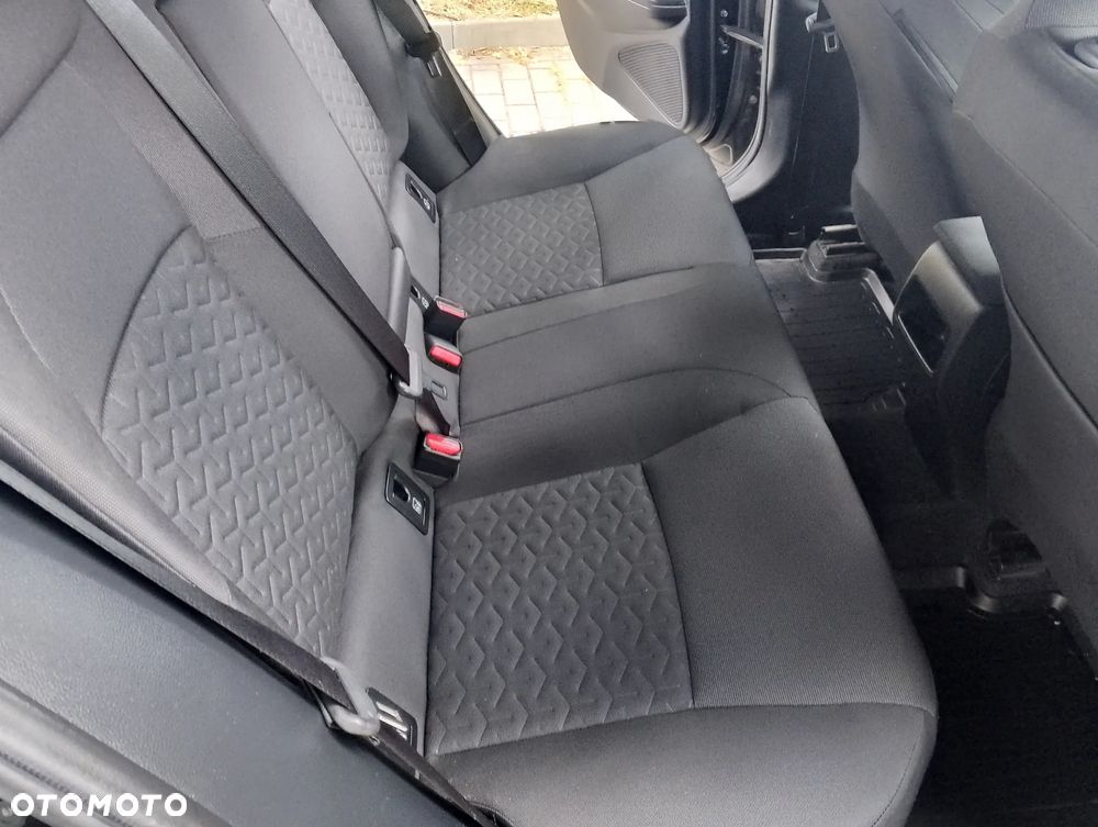 Toyota Corolla - 25