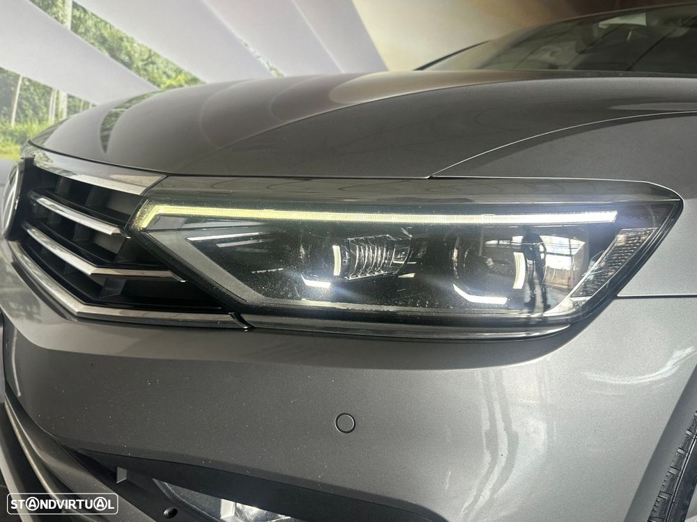VW Passat 1.6 TDI Business DSG - 9