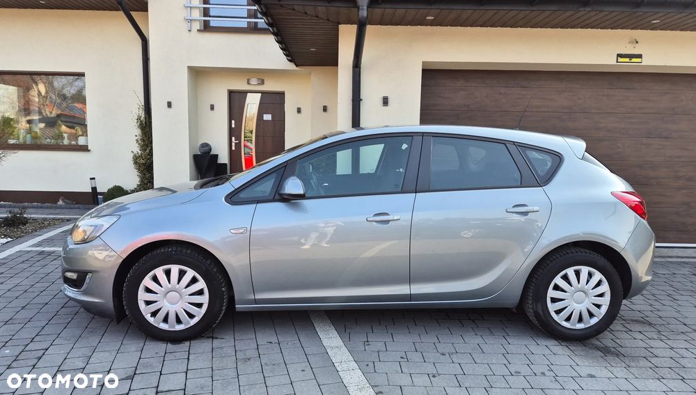 Opel Astra 1.4 T Enjoy - 2