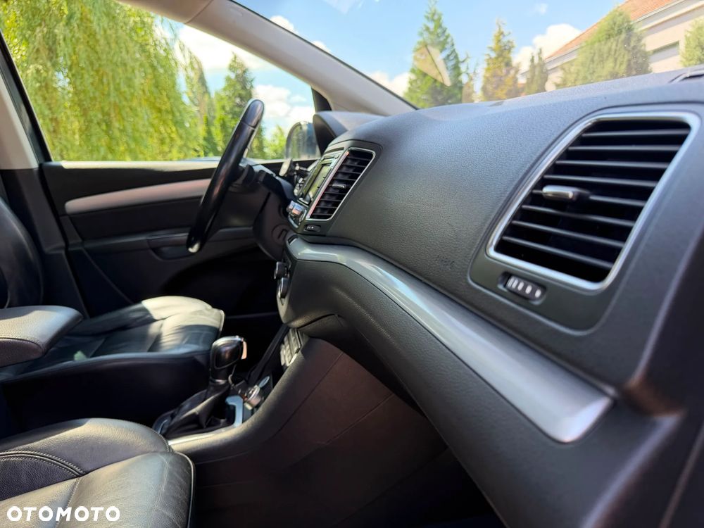 Volkswagen Sharan 2.0 TDI Comfortline DSG - 19