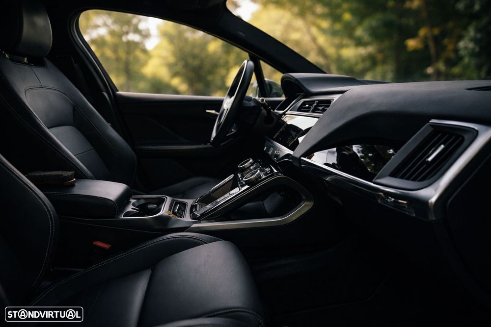 Jaguar I-Pace - 42
