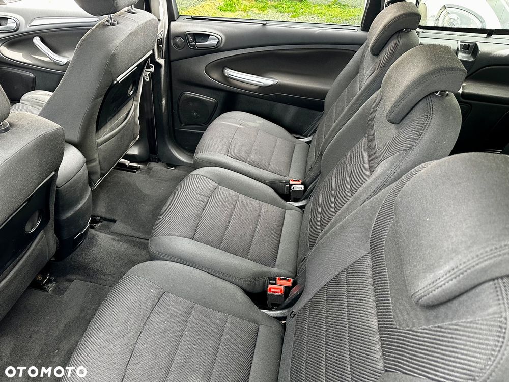 Ford Galaxy 2.0 TDCi DPF Titanium - 33