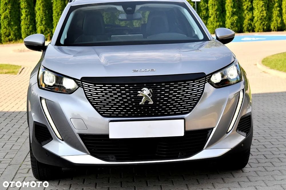 Peugeot 2008 1.2 PureTech Allure Pack S&S - 6