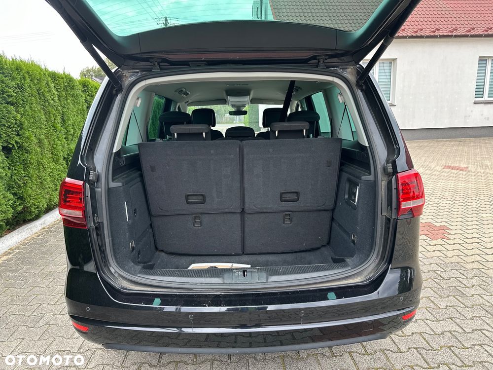 Volkswagen Sharan 2.0 TDI IQ.DRIVE - 22