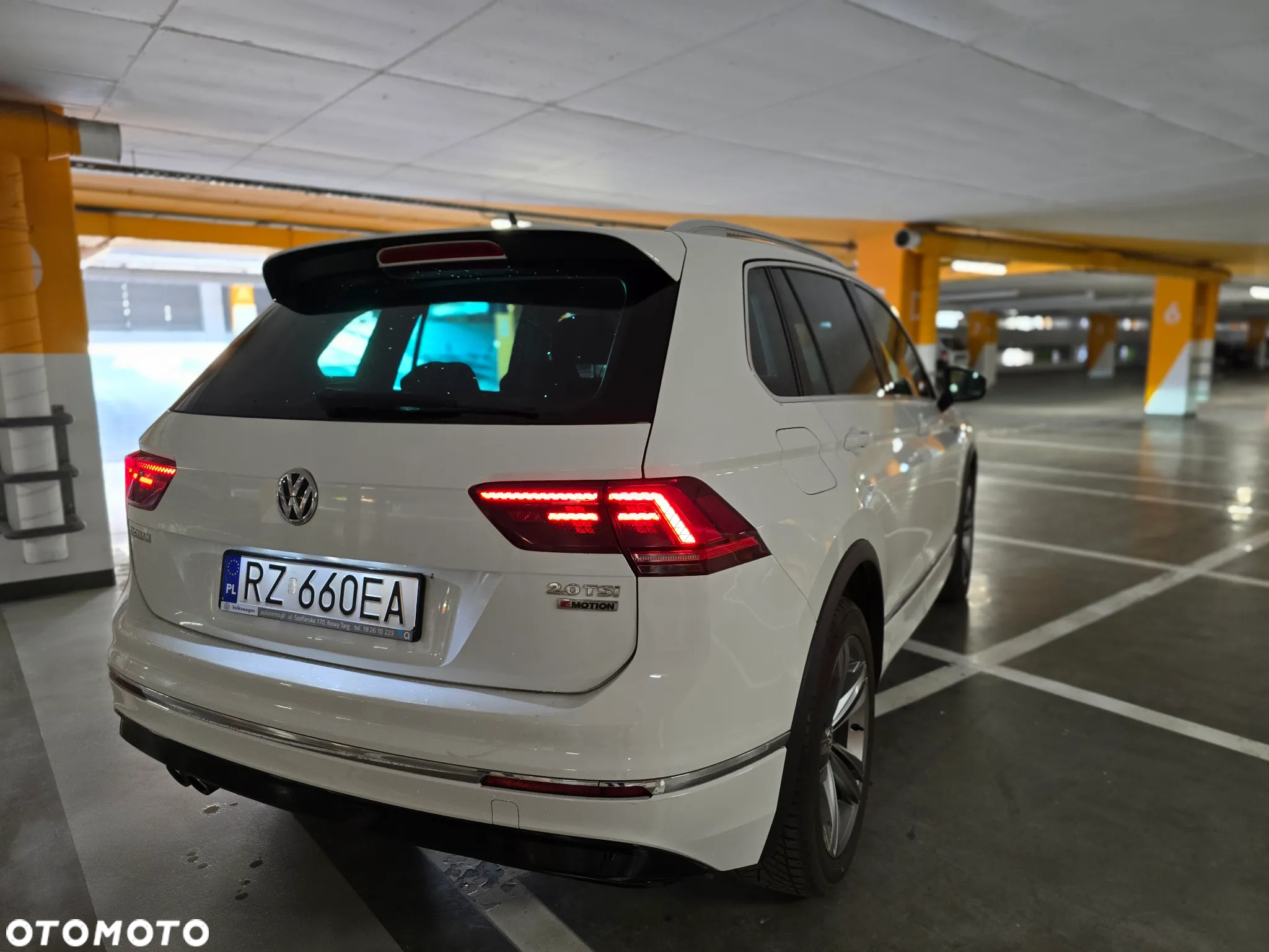 Volkswagen Tiguan - 9