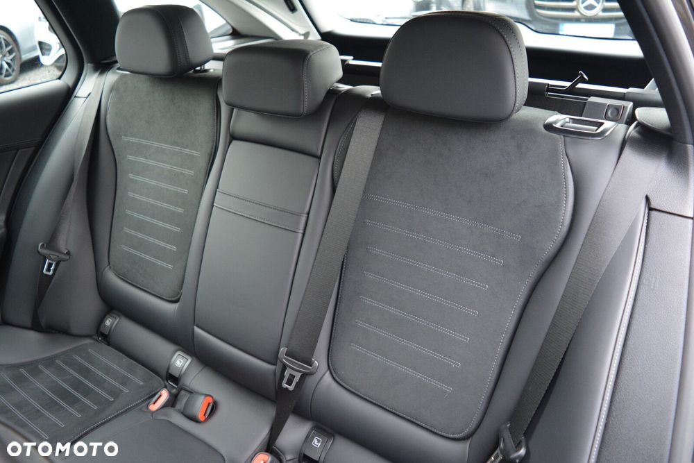 Mercedes-Benz Klasa C - 27