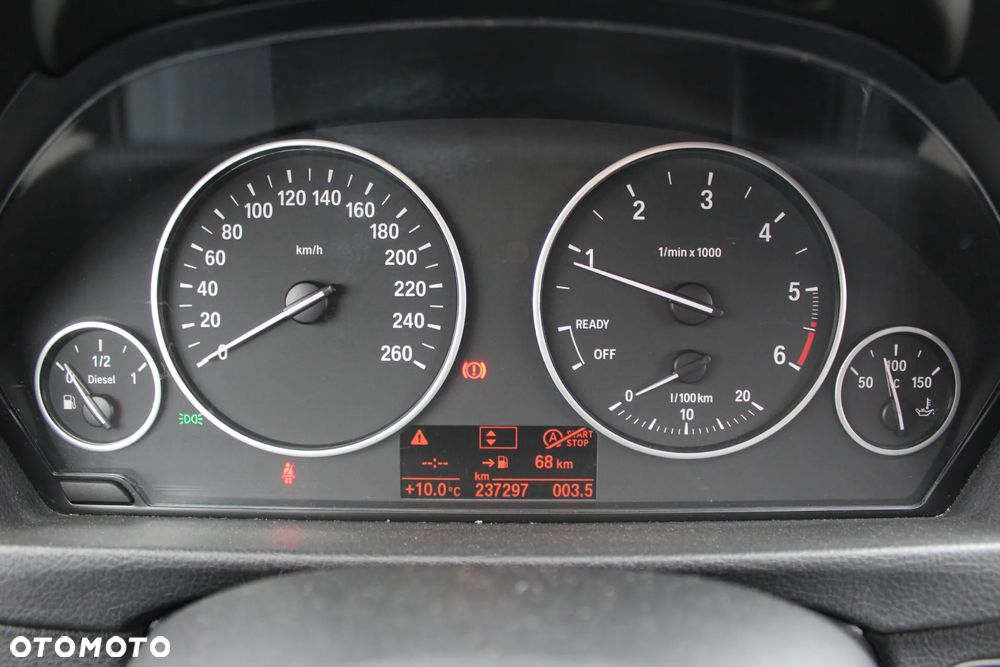 BMW Seria 3 318d Blue Performance - 13