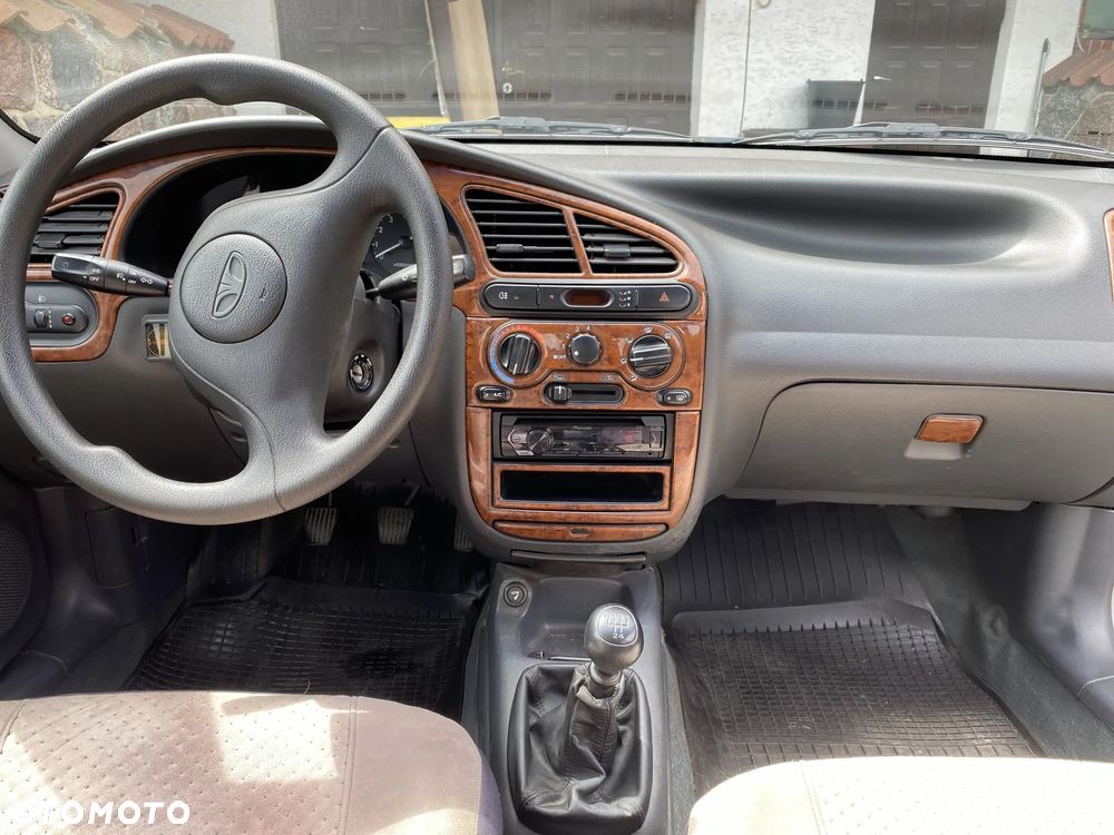 Daewoo Lanos 1.6 SX - 4
