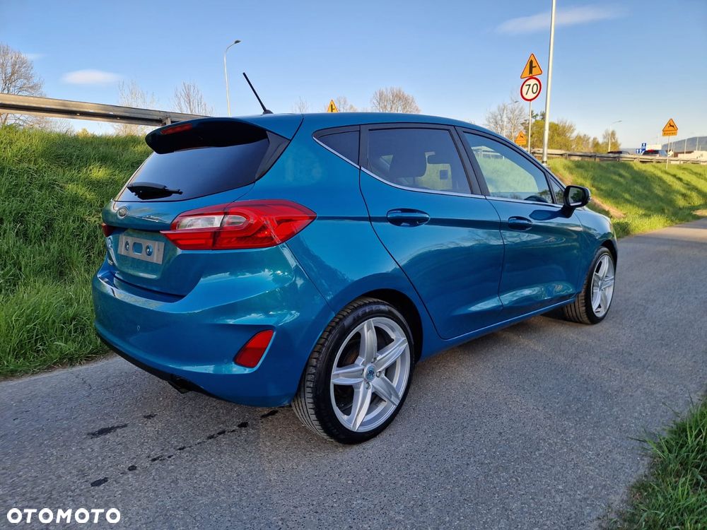 Ford Fiesta - 9