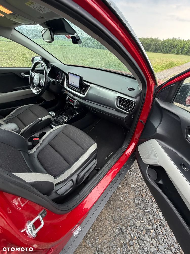 Kia Stonic 1.0 T-GDI MHEV GT Line DCT - 26