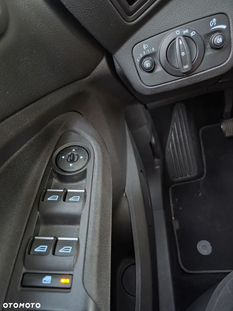 Ford C-MAX 1.5 TDCi Start-Stop-System Trend - 16