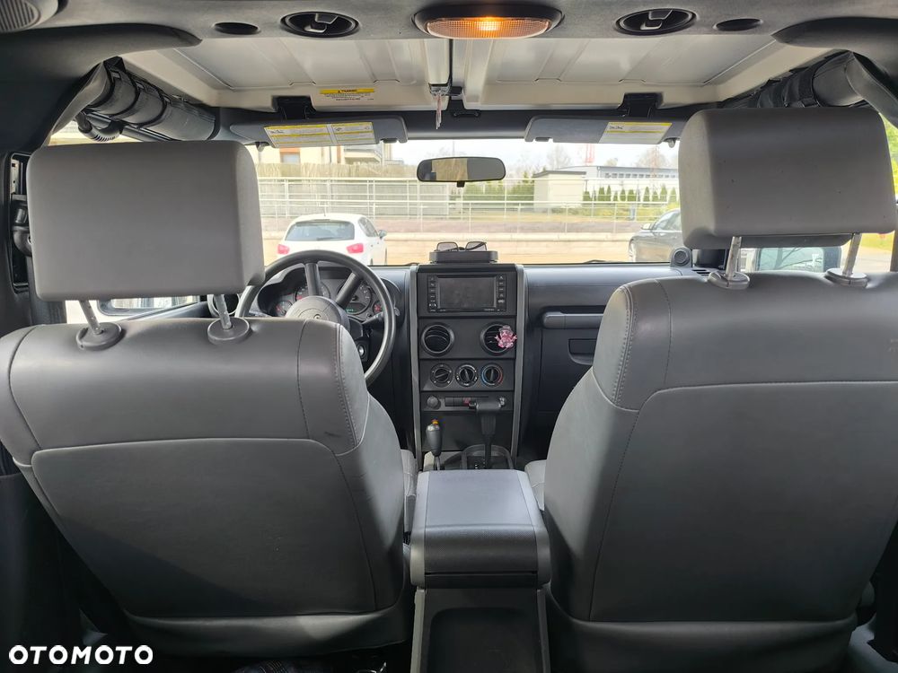 Jeep Wrangler 3.8 Sport - 12