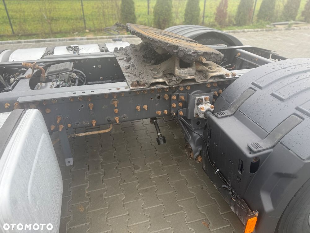 Renault Premium 460 - 11