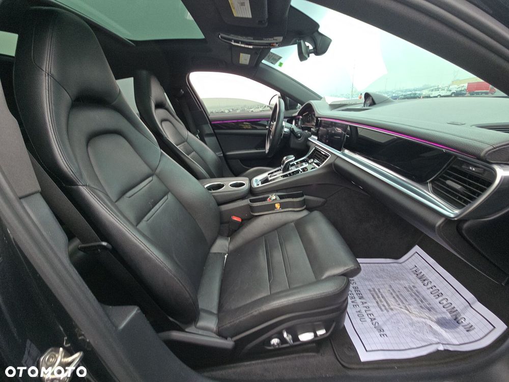 Porsche Panamera PDK - 10