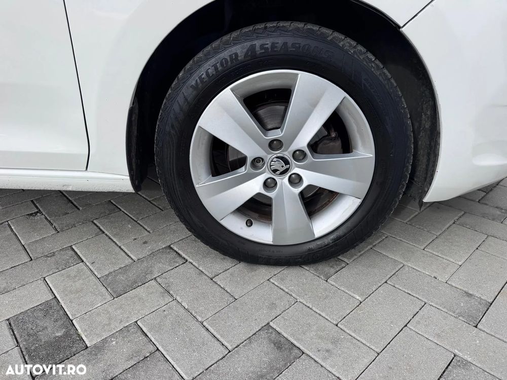 Skoda RAPID 1.0 TSI Ambition - 6