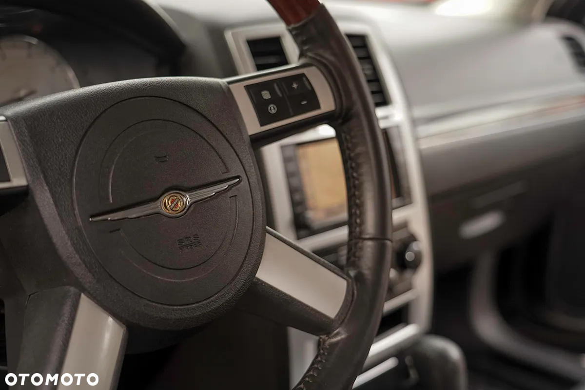 Chrysler 300C 3.0 V6 CRD - 32