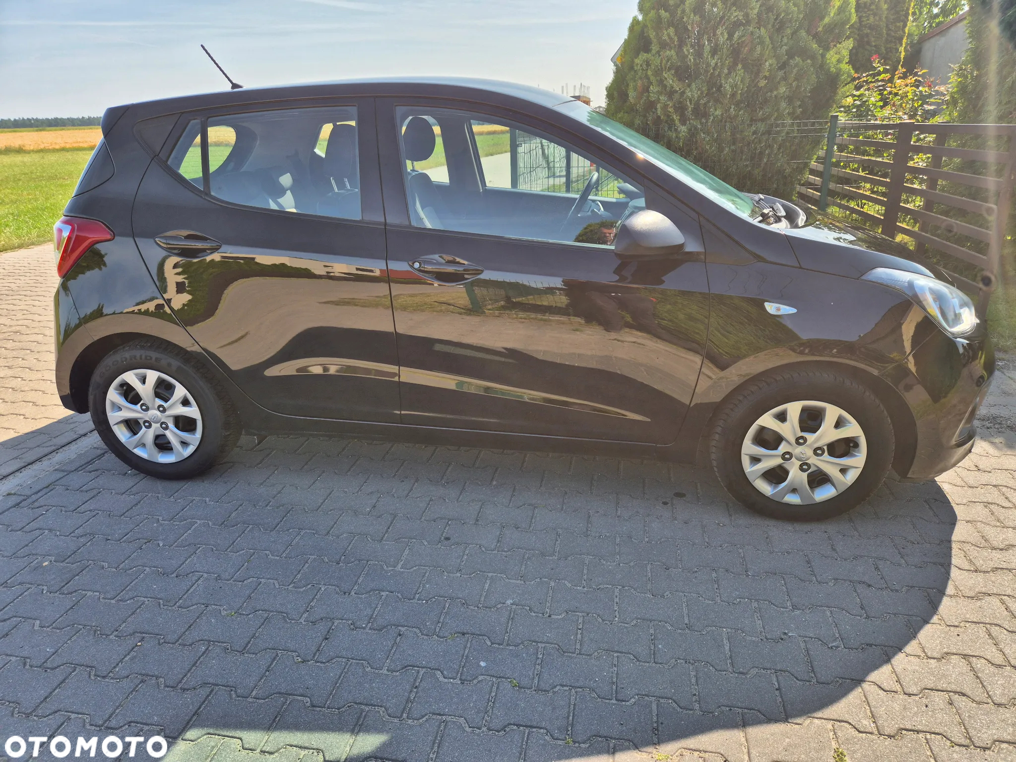 Hyundai i10 1.0 - 4