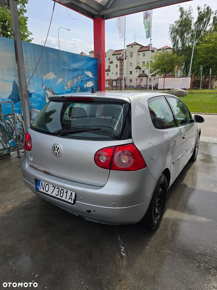 Volkswagen Golf 1.9 TDI Edition - 4