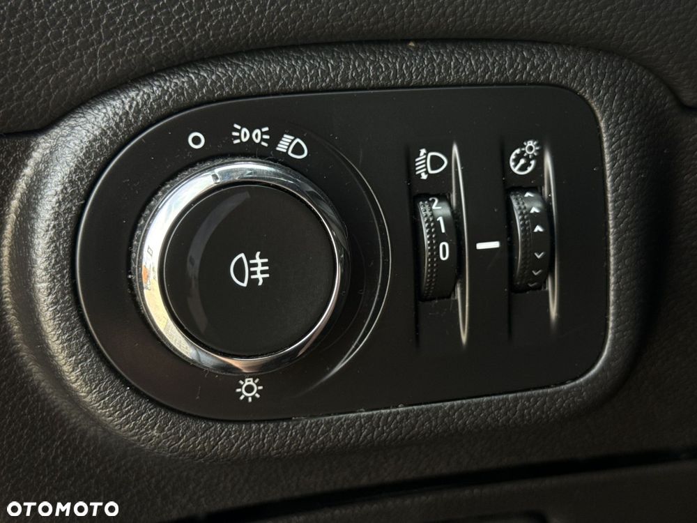 Opel Zafira 1.4 T Enjoy - 25