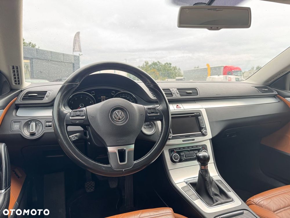 Volkswagen Passat CC - 14