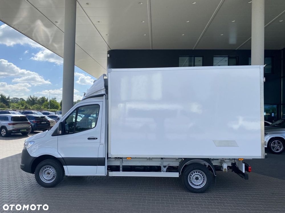Mercedes-Benz Sprinter - 8