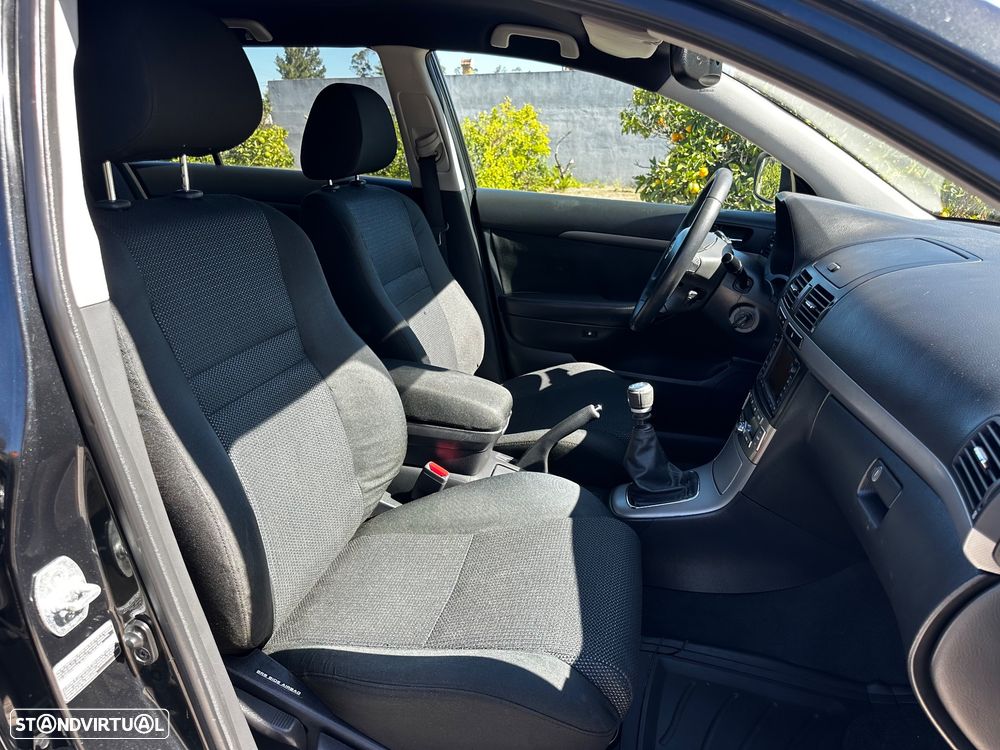 Toyota Avensis SW 2.0 D-4D Sp+EP+GPS - 27