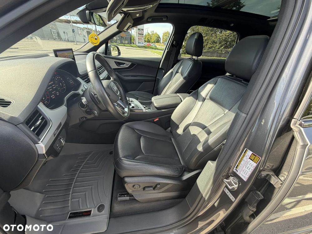 Audi Q7 - 19