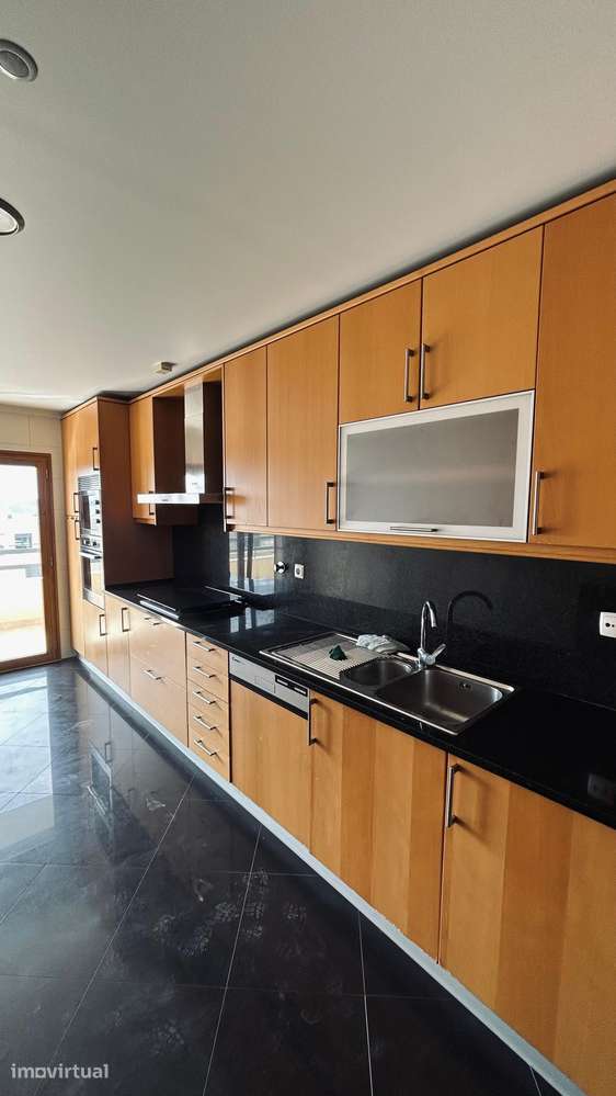 Apartamento T4 para Arrendamento Odivelas - Grande imagem: 4/22