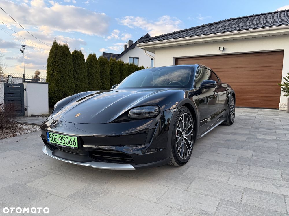 Porsche Taycan 4S Performance Plus - 8