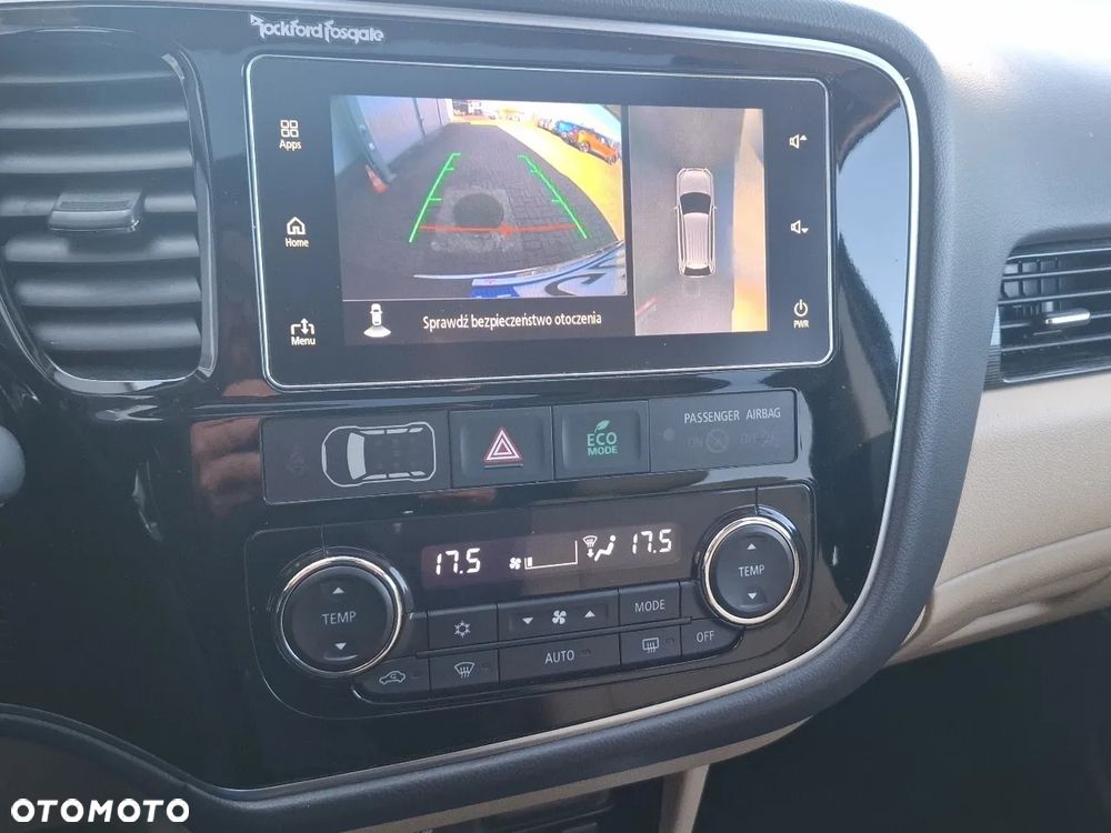 Mitsubishi Outlander 2.0 Instyle SDA 4WD CVT - 28