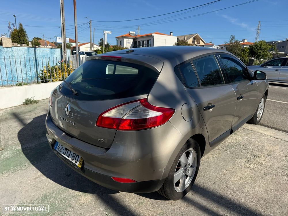 Renault Megane 2010 photo 5