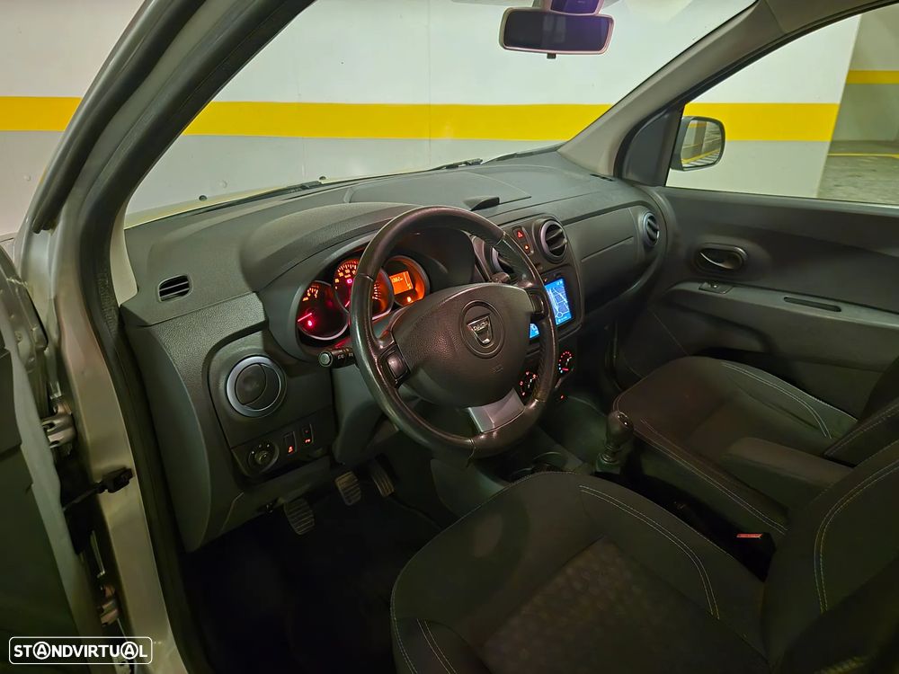 Dacia Lodgy 1.5 dCi Stepway 7L - 26