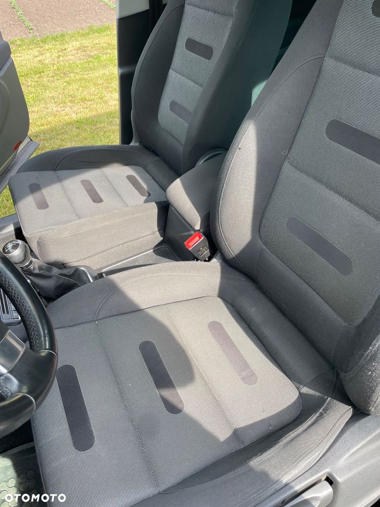 Volkswagen Tiguan - 9