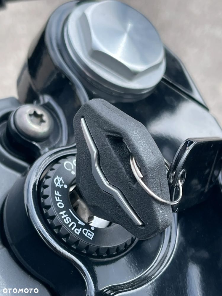 Moto Guzzi V7 - 19