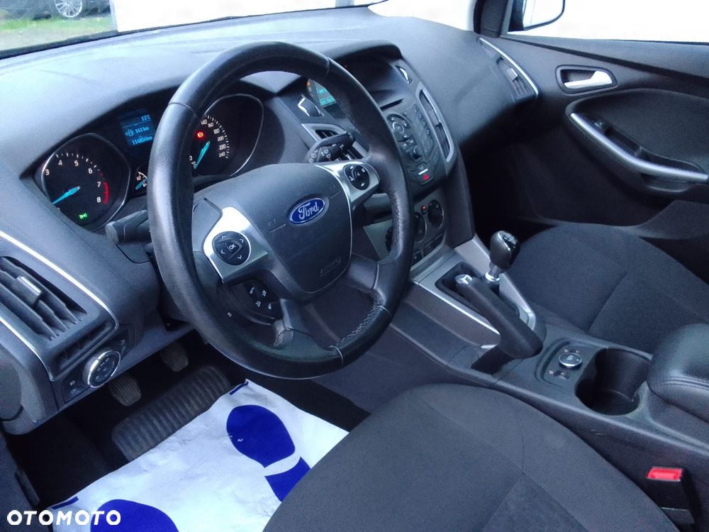 Ford Focus - 26