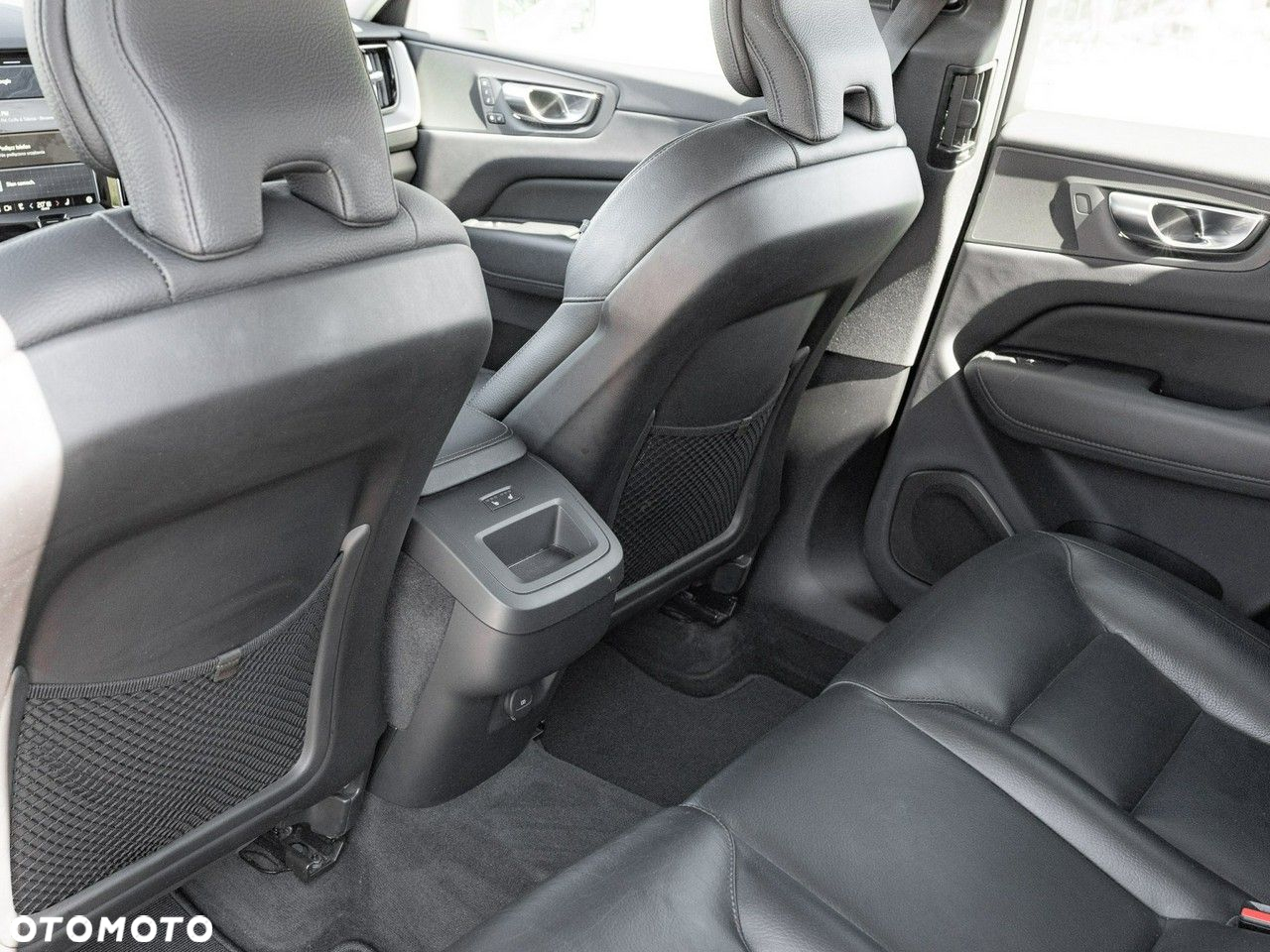 Volvo XC 60 - 25