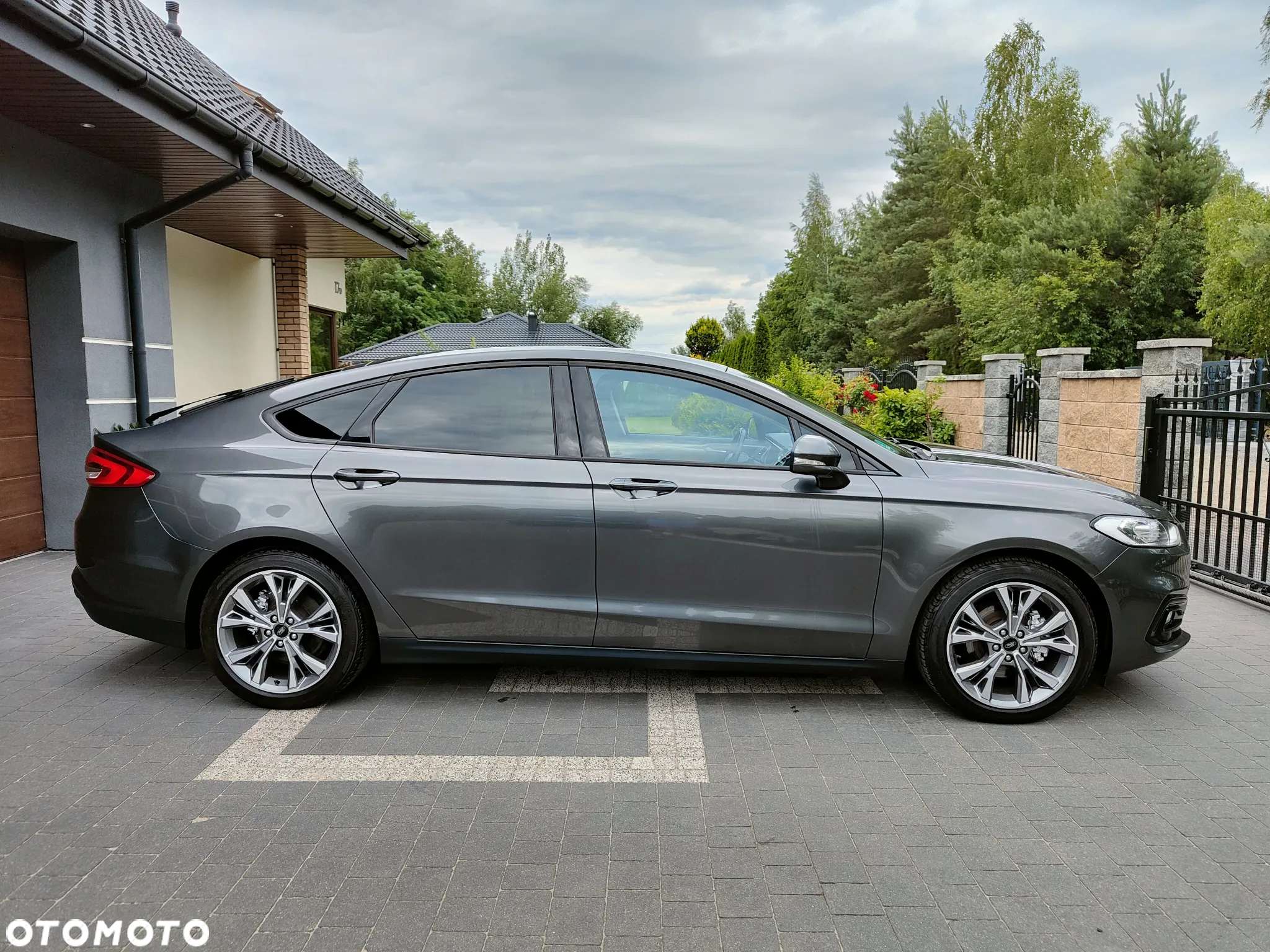 Ford Mondeo 2.0 TDCi Ambiente Plus - 4