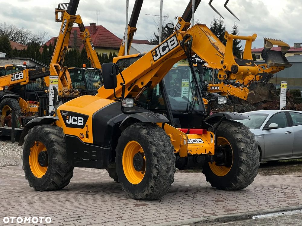 JCB 526-56 AGRI TURBO - 16