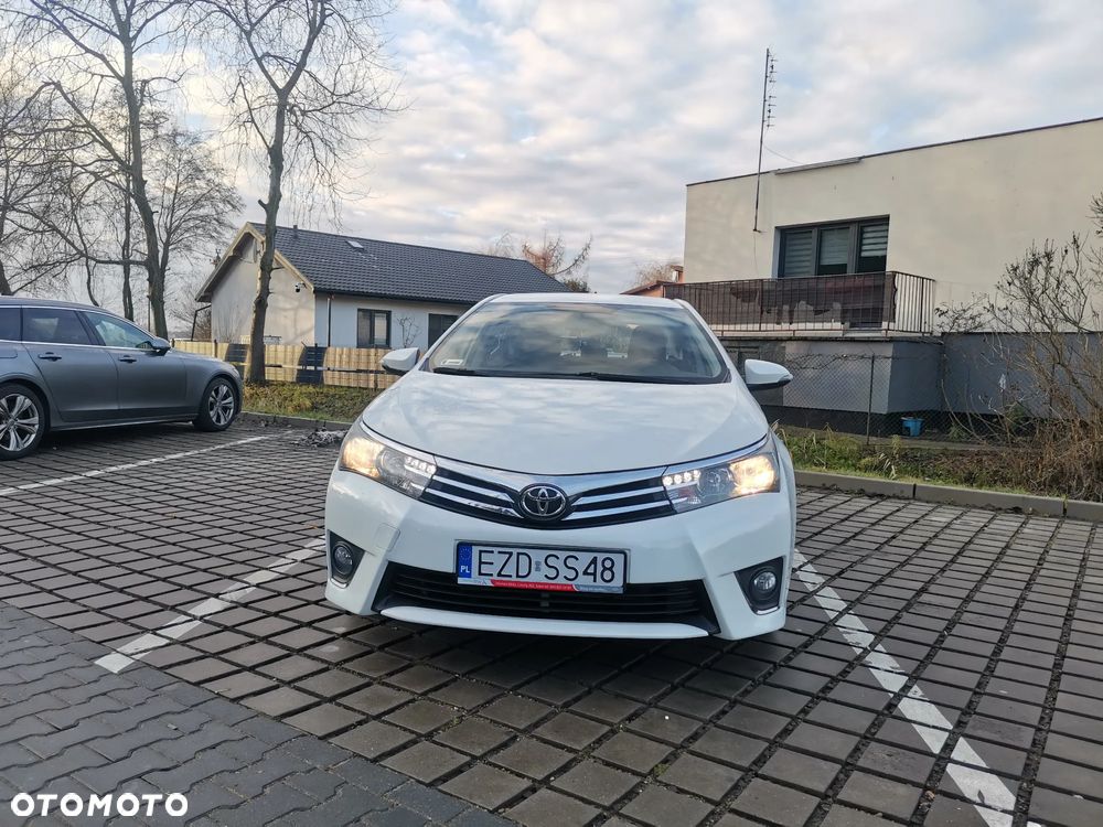 Toyota Corolla 1.6 Premium EU6 - 1