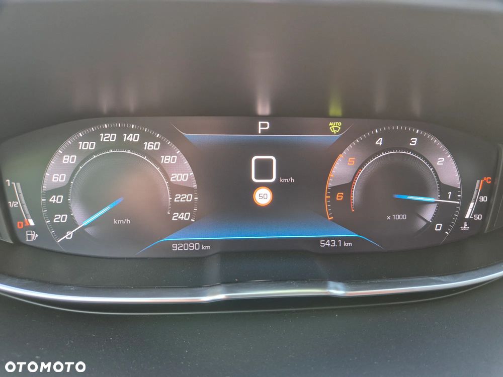 Peugeot 3008 BlueHDi 130 Stop & Start EAT8 Allure Pack - 8