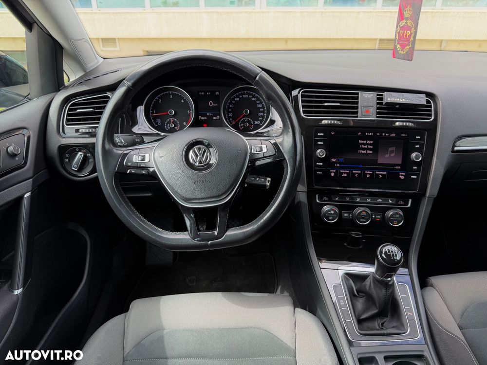 Volkswagen Golf 2.0 TDI SCR Highline - 19